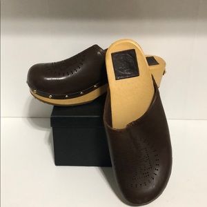 Tory Burch clogs